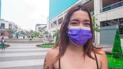 د وینزویلا مهاجر په دې وروستیو کې پیرو ته رسیدلی، د ټکسي چلوونکي بلیک میل کوي